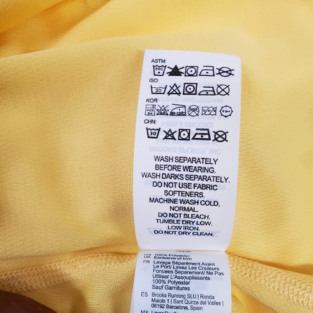 Disney runDisney Springtime Surprise 2026 10K T-Shirt Womens S Winnie The Pooh - Picture 10 of 10